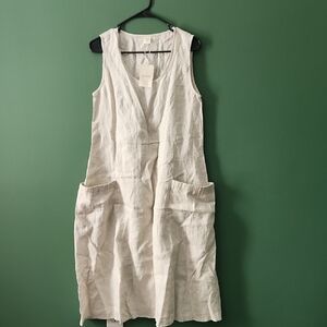 Lintico Elegant Cream Sleeveless Dress,NWT